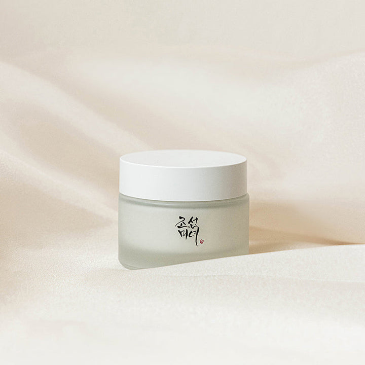 Dynasty Cream with Ginseng Water & Rice Bran — Website_0O8A9465_800x_304c0e82-30b7-4cae-90a4-0c8fa5186bb0