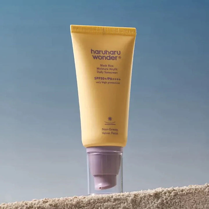 HARUHARU Wonder Black Rice Moisture Airyfit Daily Sunscreen SPF50+ PA++++ — a9a79f8a97427c8690074d46f23a5e97_1t235rf8_d7dcd9dad7dfde_8d88763c-e0f9-4b42-b5ed-ff13e4d88004