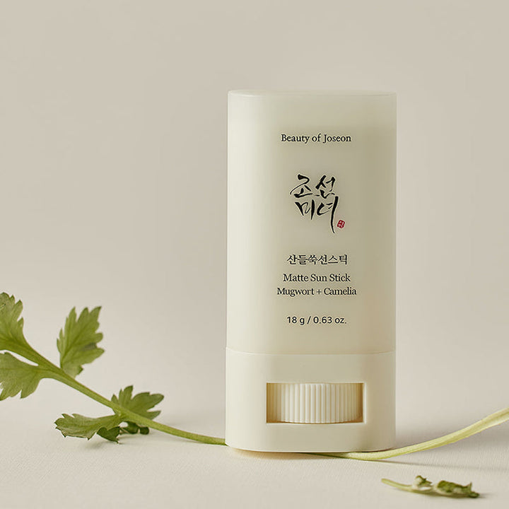 Matte Sun Stick with Mugwort & Camellia — 0O8A9286_800x_6c20ca80-558b-45b5-86f1-a8614f3a4ab9